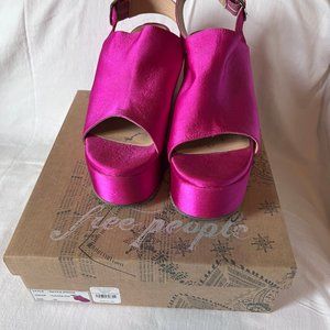 Pink Satin Flatform Wedges - Like New